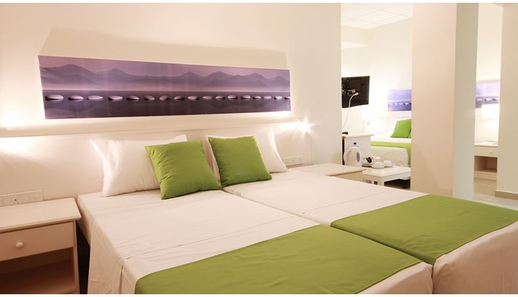 Papouis Protaras Hotel, Кипр